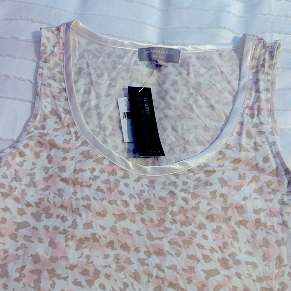 NWT Banana Republic tank